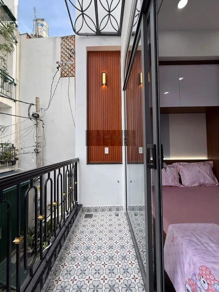 Gấp! Nhà 2 lầu full nội thất Nguyễn Văn Khối - Gò Vấp HXH chỉ 4.2 tỷ