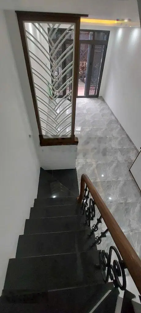 Bán nhà riêng tại Cầu Diễn, 6 tỷ, 38m2, 5PN, 5WC giá tốt