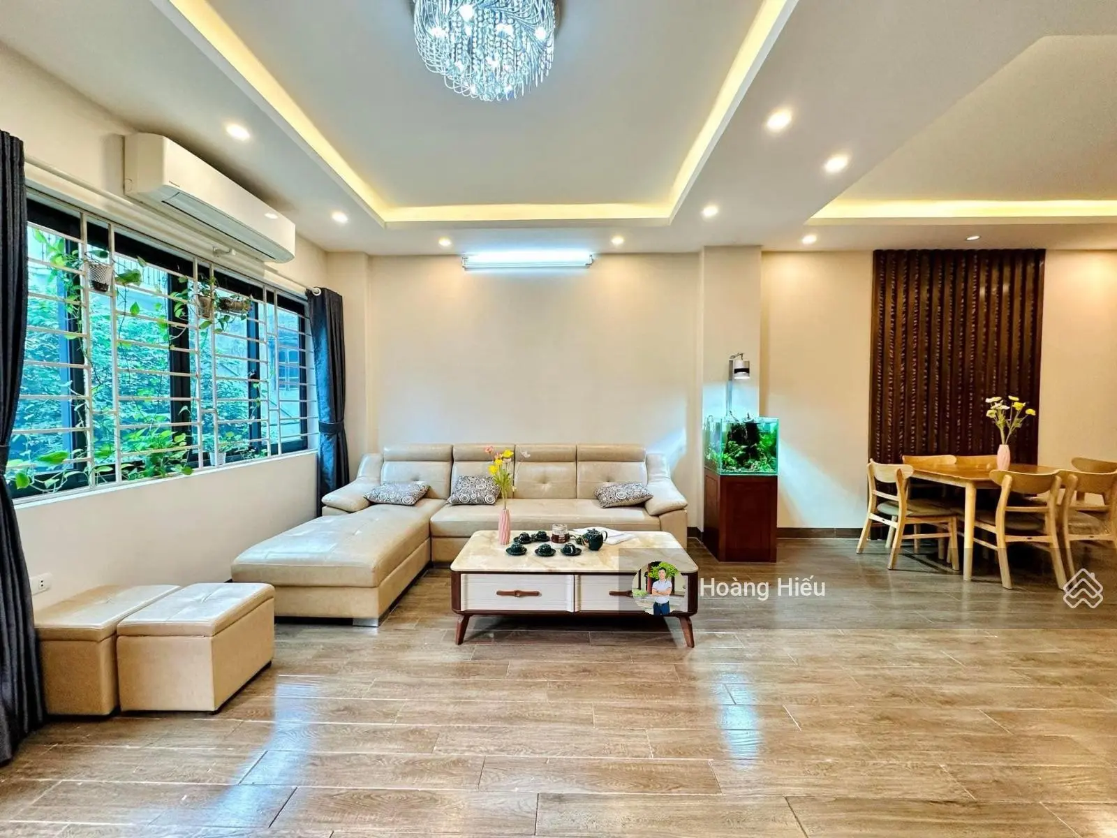 20m ra mặt phố lớn, nhà Cầu Giấy mới đẹp, tặng toàn bộ nội thất, nhà dân xây mua ở, 35m x 5 tầng