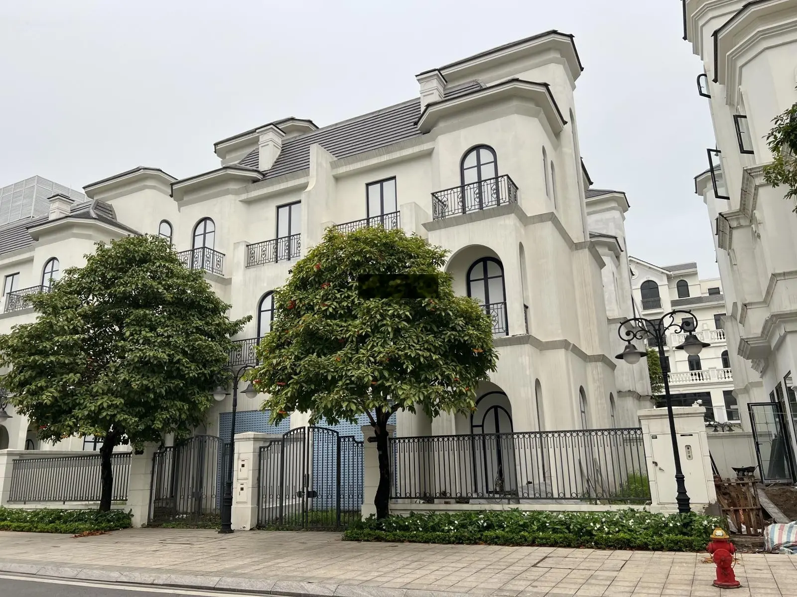 Bán song lập 150m2 Đông Nam view hồ khu Sao Biển Vinhomes Ocean Park. LH 0934 663 ***