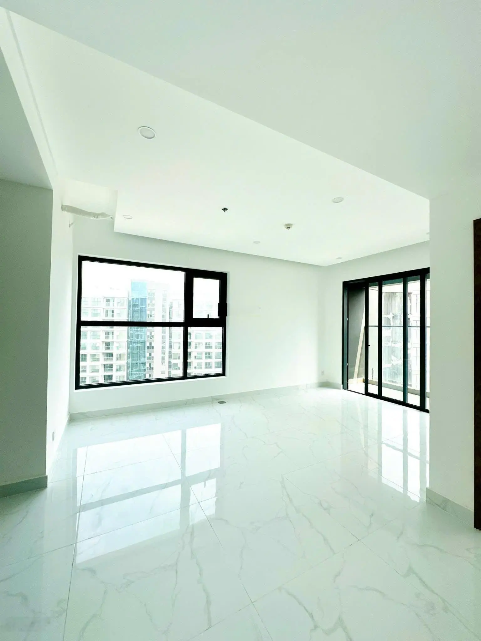 Alnata Plus - bán hot 2PN + 2WC (88m2), Nhà Mới 100% - Tầng Trệt Trên Không - Chỉ 5tỷ169 (bao thuế)
