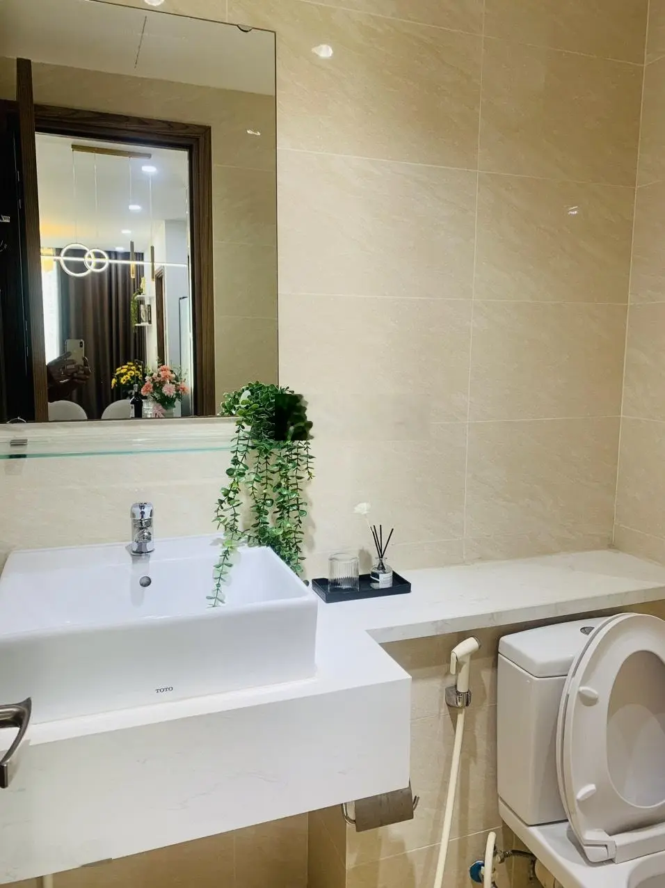 Chính chủ bán căn 2N, Dt 75m, Eco Green City Giá 4,2 tỷ VND, vị trí đắc địa tại Hà Nội