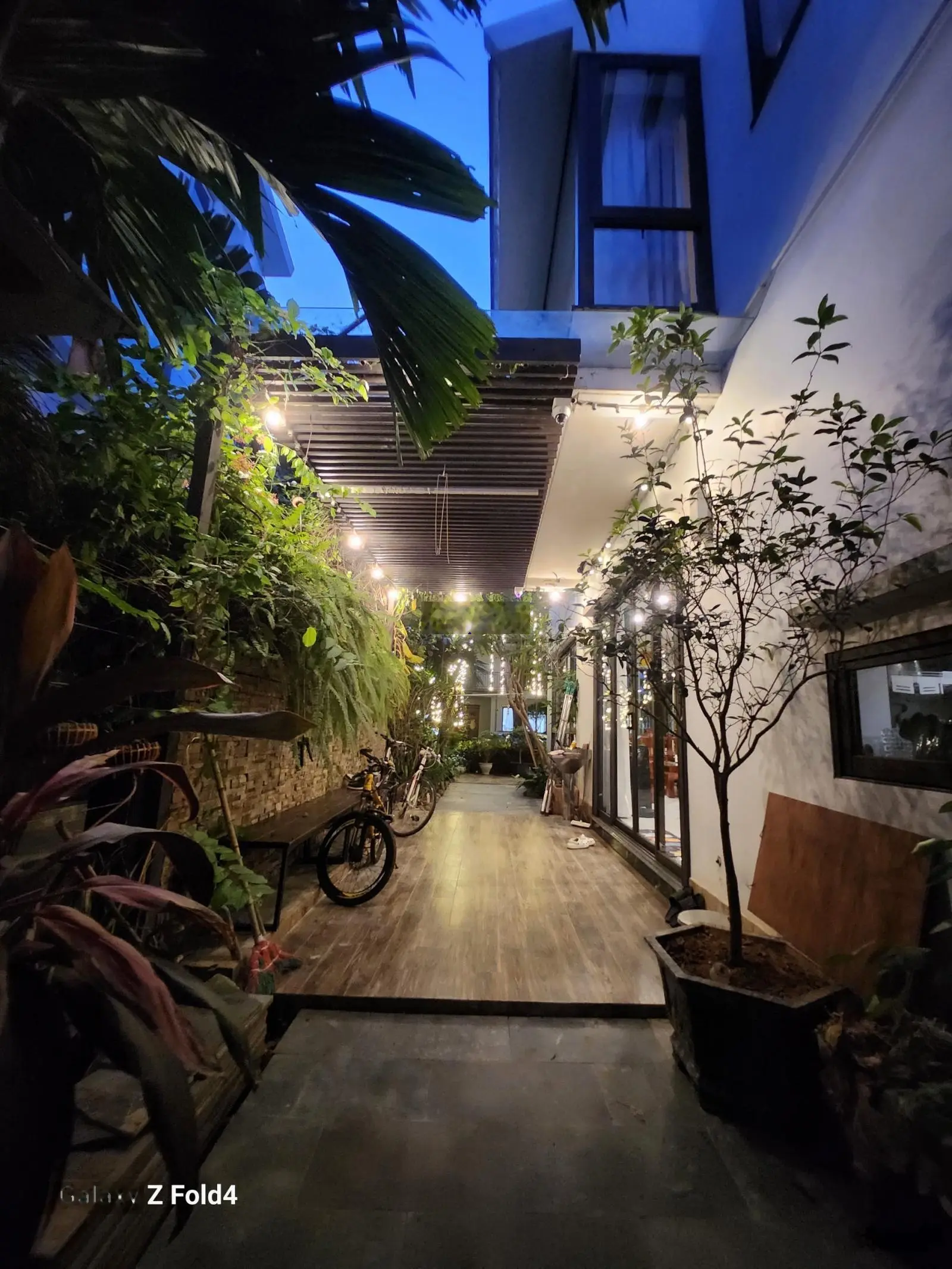 Cần bán nhanh biệt thự song lập Mimosa Ecopark đẹp 33,2 tỷ 244m2 đất sử dụng (giá chỉ 136tr/m2)