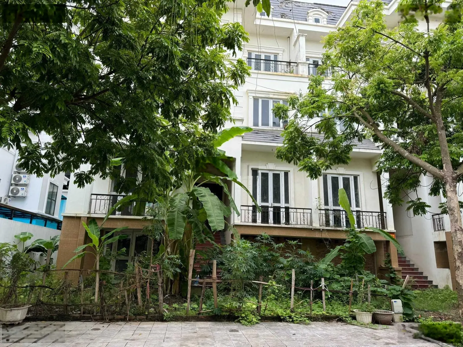 Giảm 2 tỷ bán biệt thự nhà vườn KĐT Lideco 230m, 4 tầng, mặt tiền 12m, giá 19 tỷ