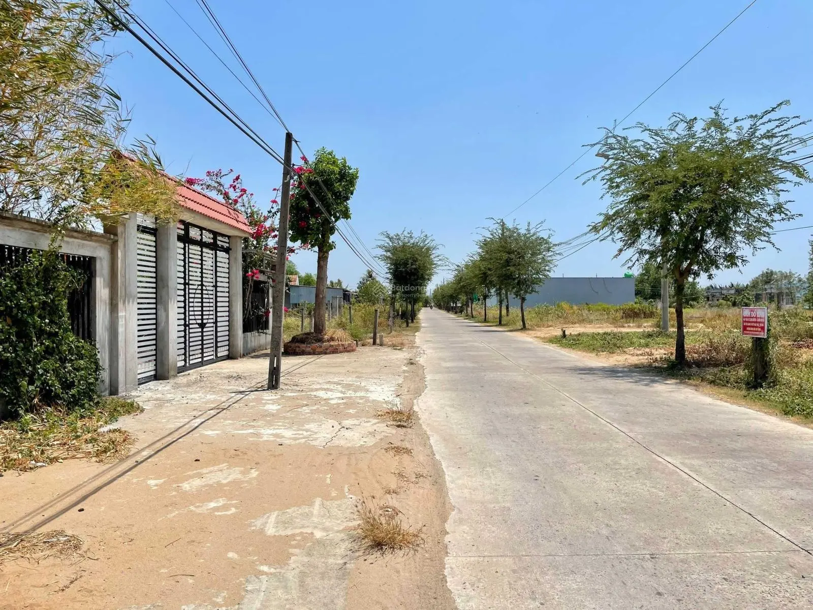 500m2 thổ xây nhà vườn, biệt thự, kho, xưởng giá rẻ, cách QL50 600m, đường 2 xe tải chạy