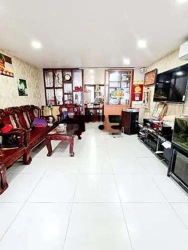 Bán nhà đường 11m - gần đại học nguyễn tất thành quận 12 - 67m2, 4