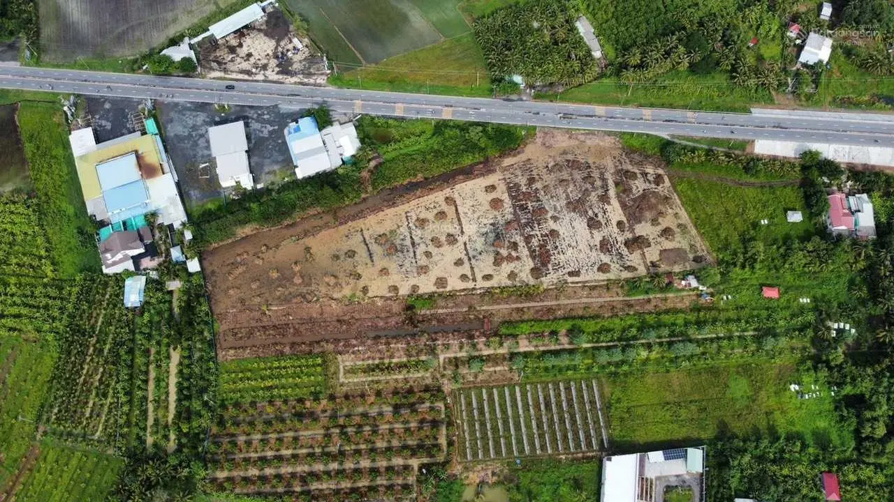 Bán 1.5 ha đất Ngay khu trung tâm tam giác QL1A và Võ Văn Kiệt, Tân Quới Tây, TP.Vĩnh Long