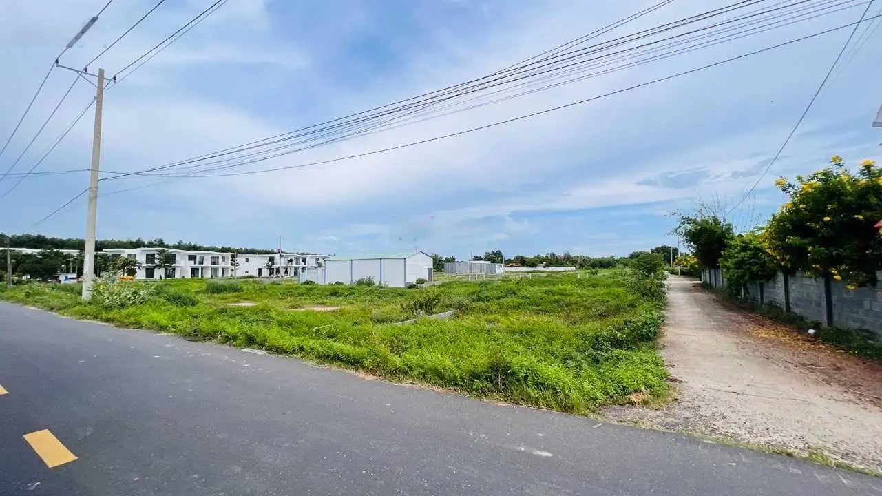 Góc 2 mặt tiền ngay Tỉnh Lộ 44B vô 500m; Long Mỹ - Đất Đỏ - BRVT DT 162m2 giá 1tỷ55