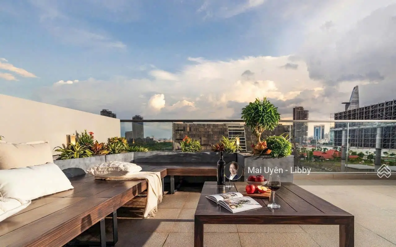 Bán căn hộ duplex tầng 5 tại Opera Residence, view đẹp quận 1 - giá bán 35 tỷ tại tầng sân vườn