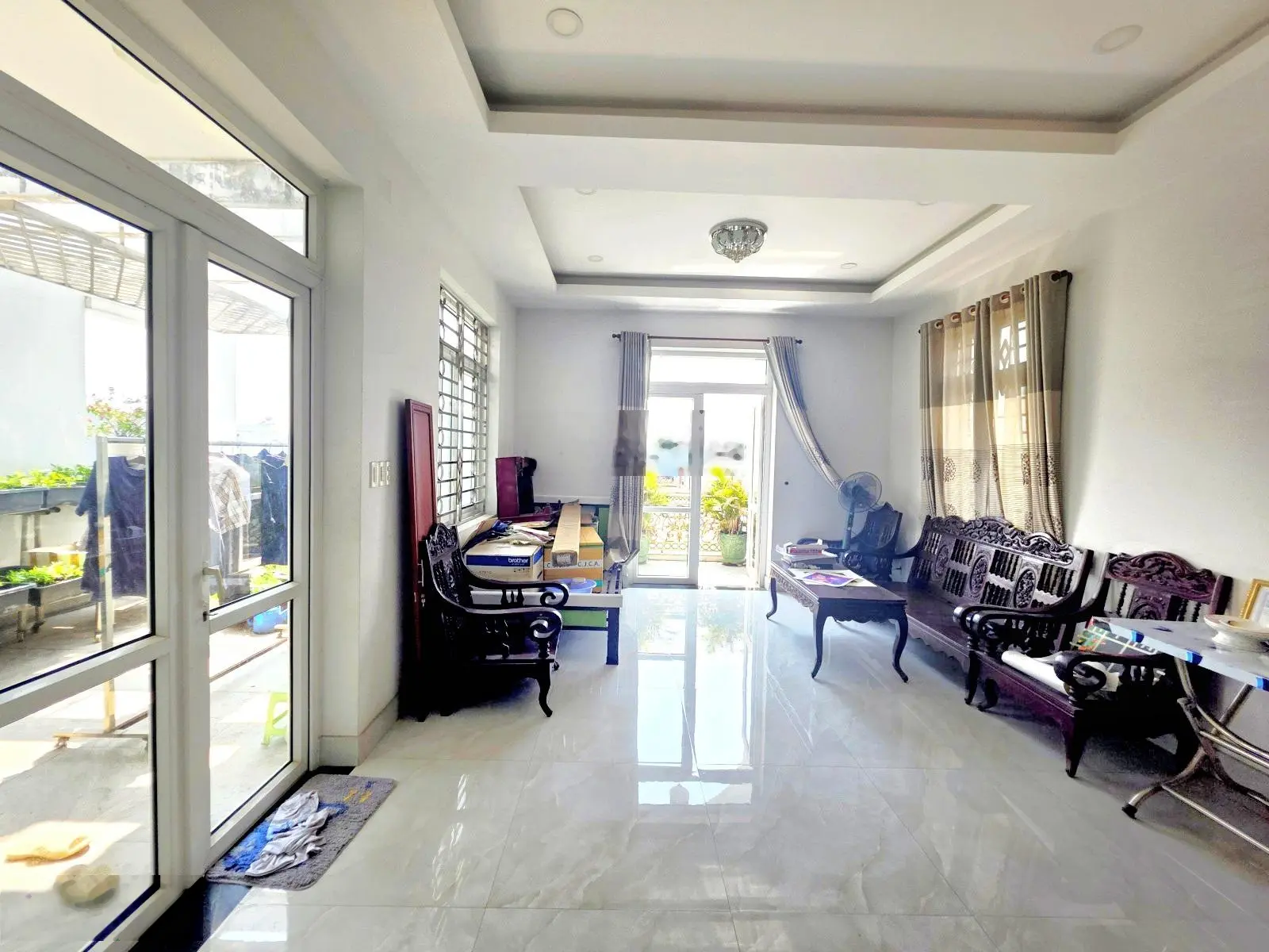 SIÊU NGỘP-Biệt thự 3 tầng SIÊU ĐẸP, Mặt tiền gần chợ Hiệp Bình Thủ Đức