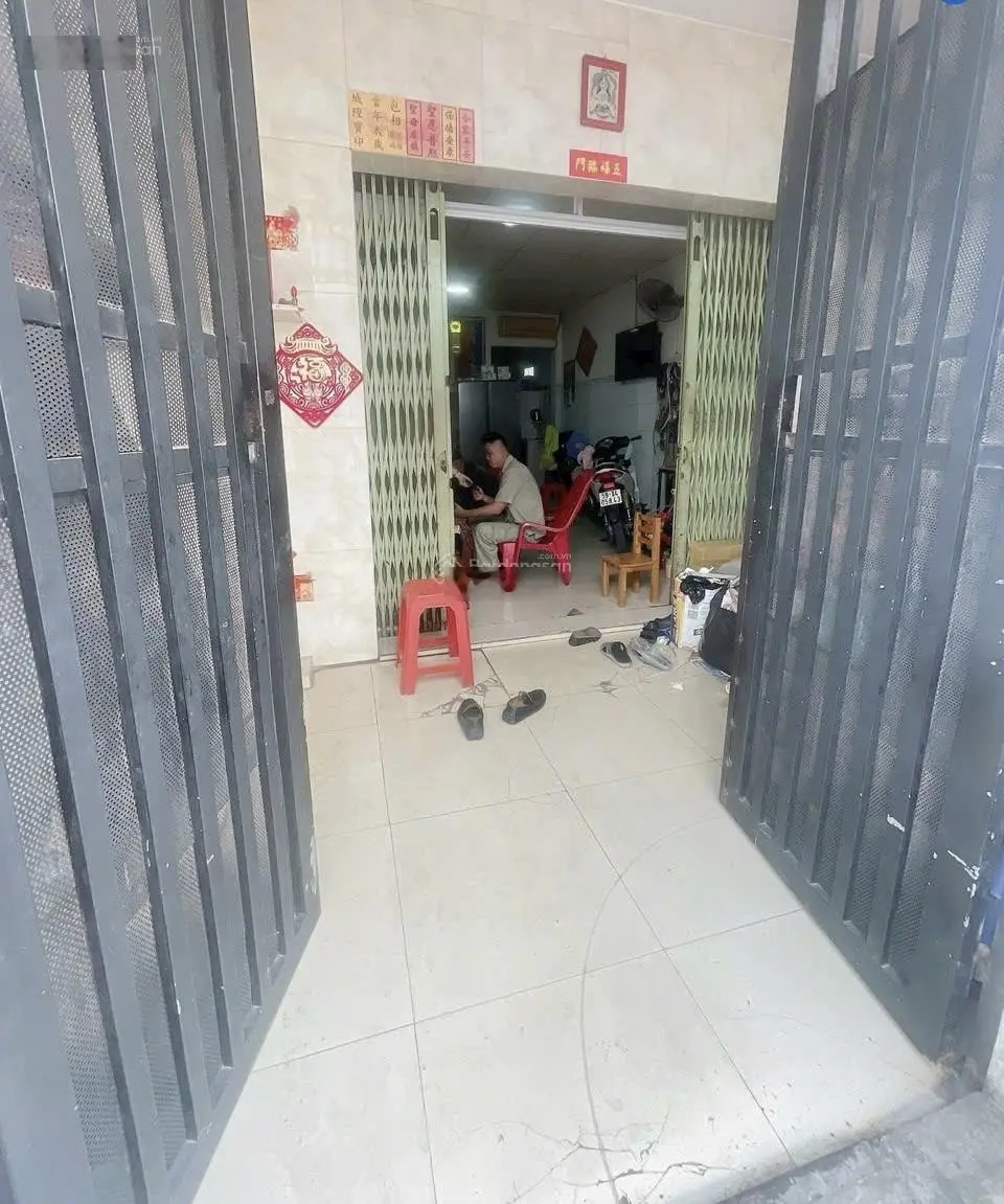 Chủ bán gấp nhà (thương lượng) tại hẻm 246 Lê Văn Quới, Bình Tân 85m2 SHR ra ngã 4 Bốn Xã 3P