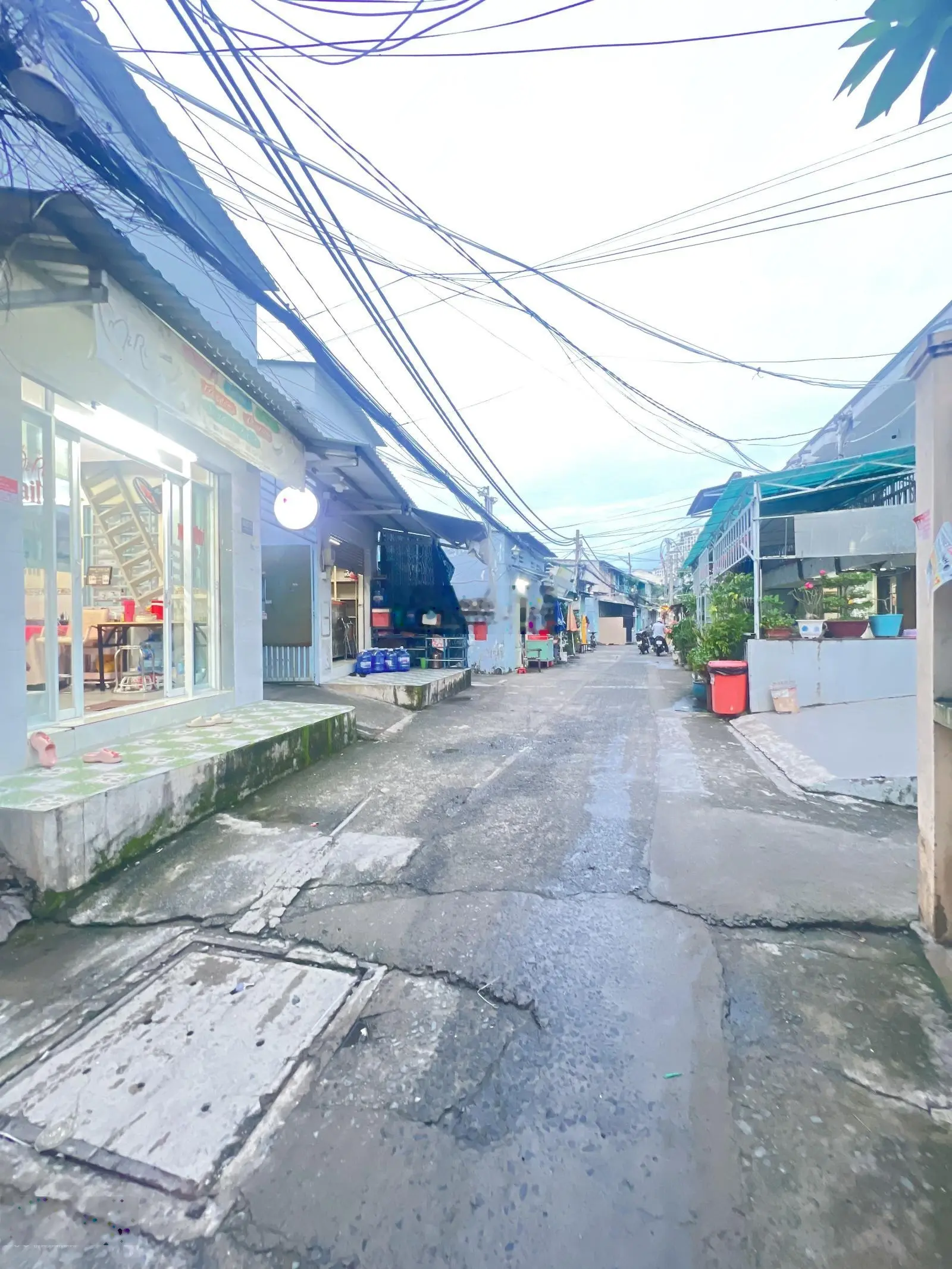 Quận 7 - 282m2 hẻm xe hơi full thổ khu dân cư hiện hữu thích hợp xây CHDV Gần Nguyễn Thị Thập.