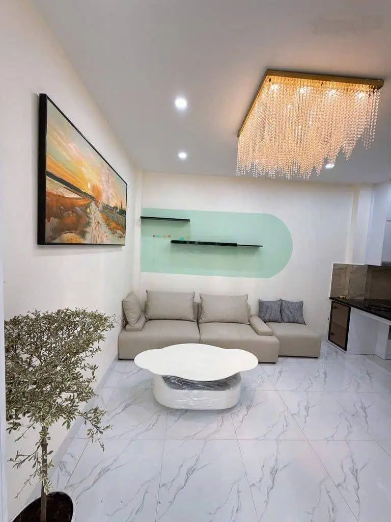 Căn nhà đẹp - dân xây tâm huyết nội thật nhập khẩu cửa chống ồn báo cháy full nội thất