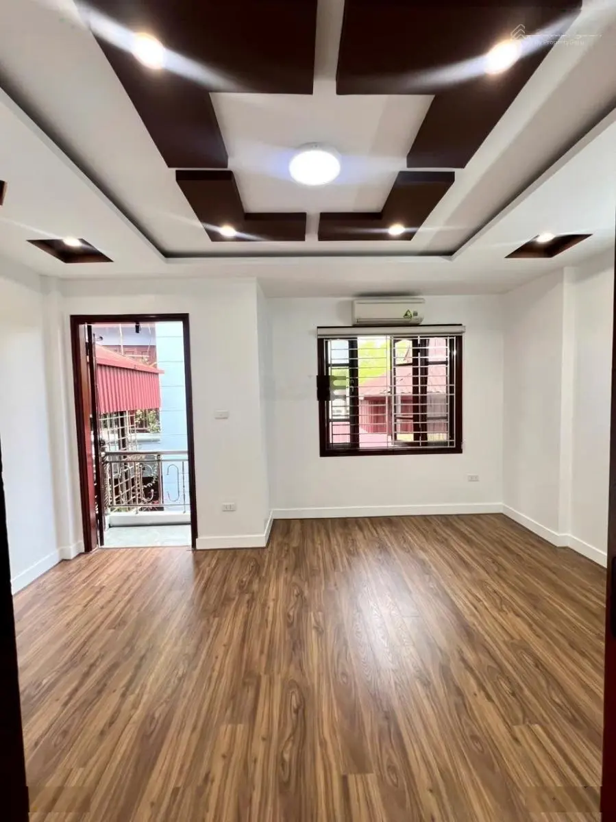 Nhà siêu đẹp đội cấn- 5 tầng- gần phố- mặt tiền hơn 5m- full nội thất-sổ a4- khách xem là mê