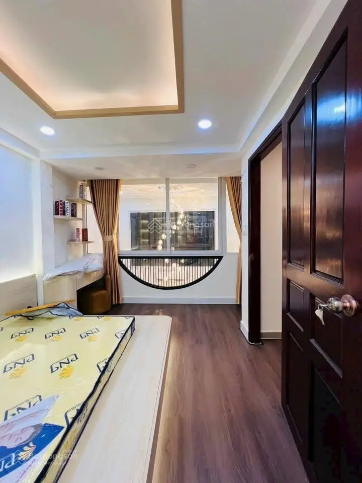 Chính chủ bán gấp nhà đường LÊ HỒNG PHONG ,P2 ,Q5. DT 40m2 - GIÁ 2.8 TỶ . LH 0903632392 QUÂN