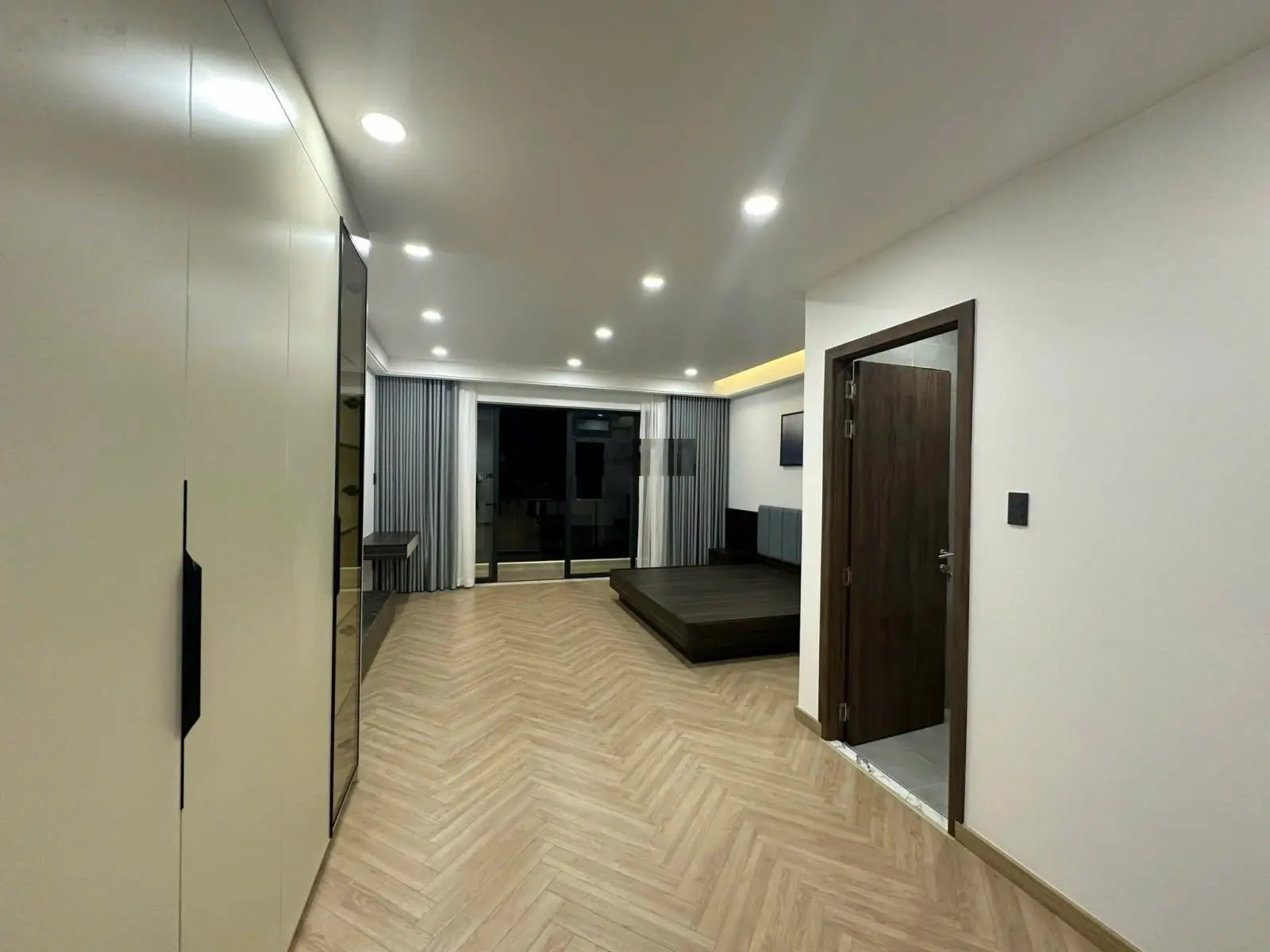 Bán nhà đẹp mới xây full nội thất, vị trí đẹp gần công viên , KĐT Hà Quang 2, đường 3A, - Nha Trang