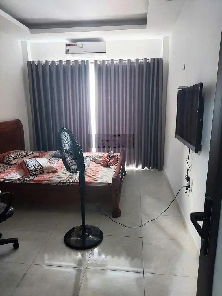 Nhà 4 Tầng, ở ngay , Trung tâm Thanh Trì gần ngay Nhà thi đấu, cách ô tô 50m, giá rẻ 4.1 tỷ