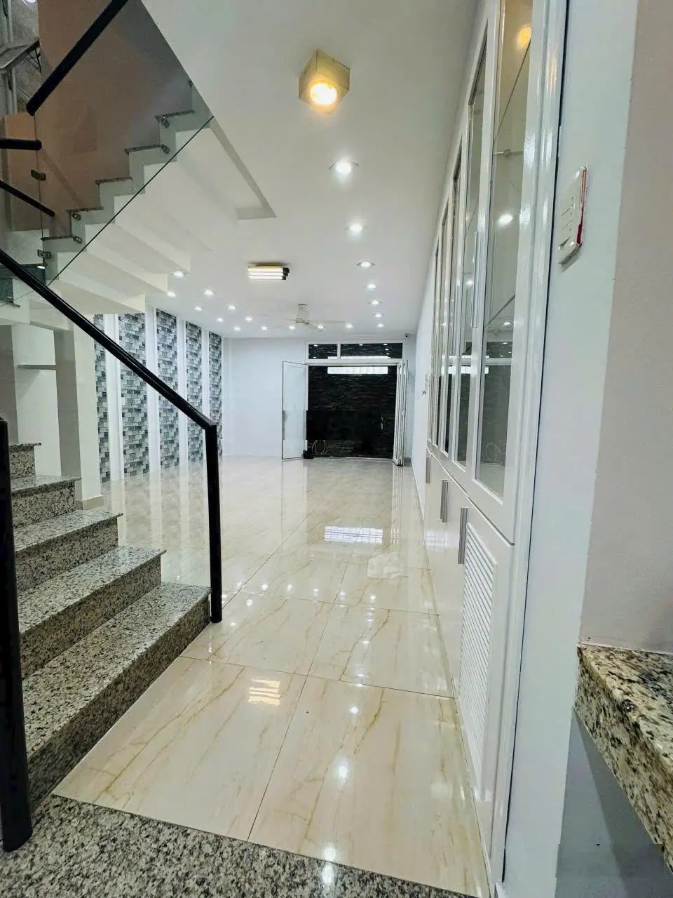Chính chủ cần bán nhà HXH Trần Mai Ninh, p12, Tân Bình. LH: 0948419042