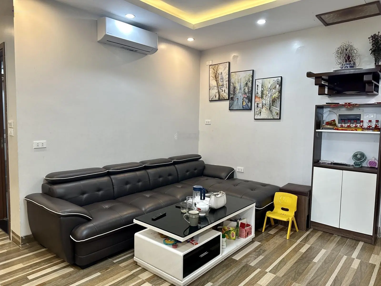 Chính chủ cần bán nhanh 2 căn hộ 2PN 2WC dự án Eurowindow River Park 2tỷ9/căn toà P2