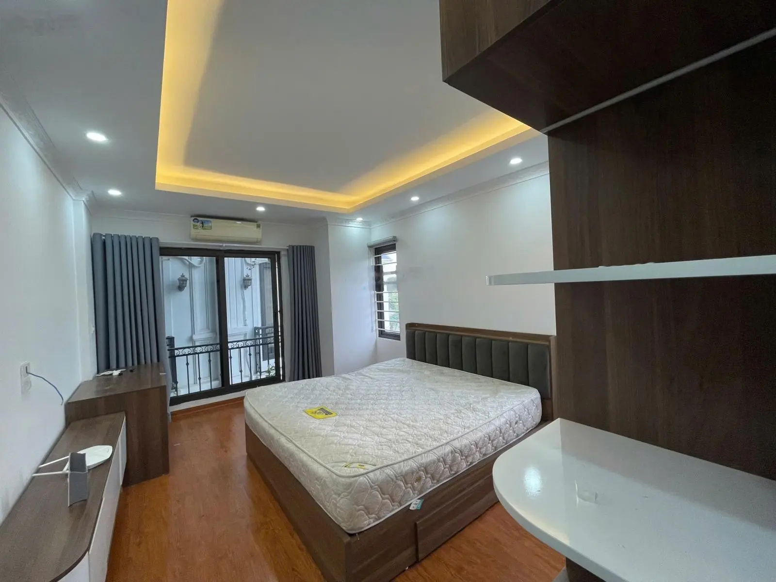 6 tỷ hơn 45m2 nhà phố Hoa Lâm Việt Hưng