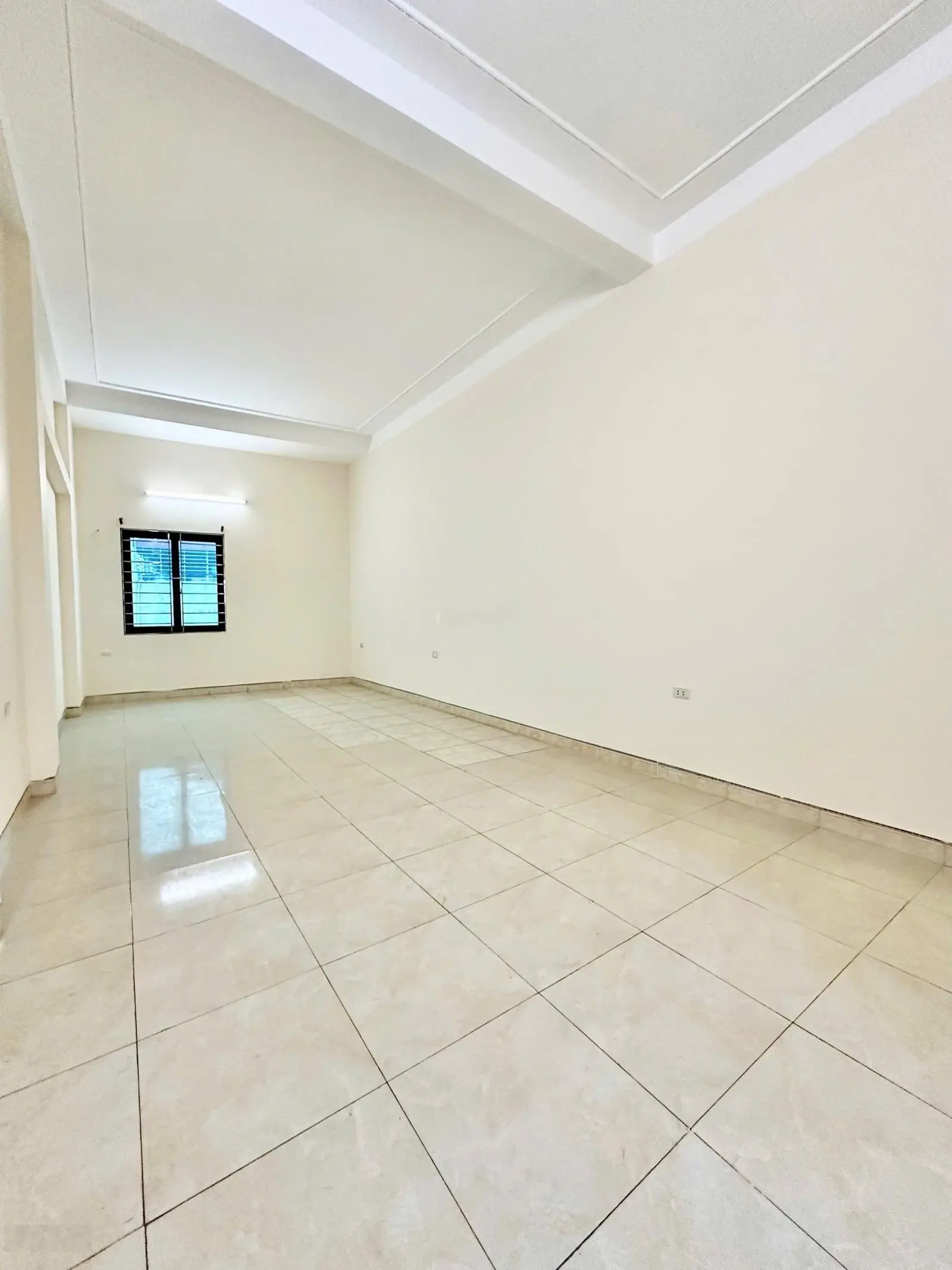 Bán nhà dân xây tâm huyết tây tựu, bắc từ liêm, hn. 40m2,5 tầng, 5.45 tỷ