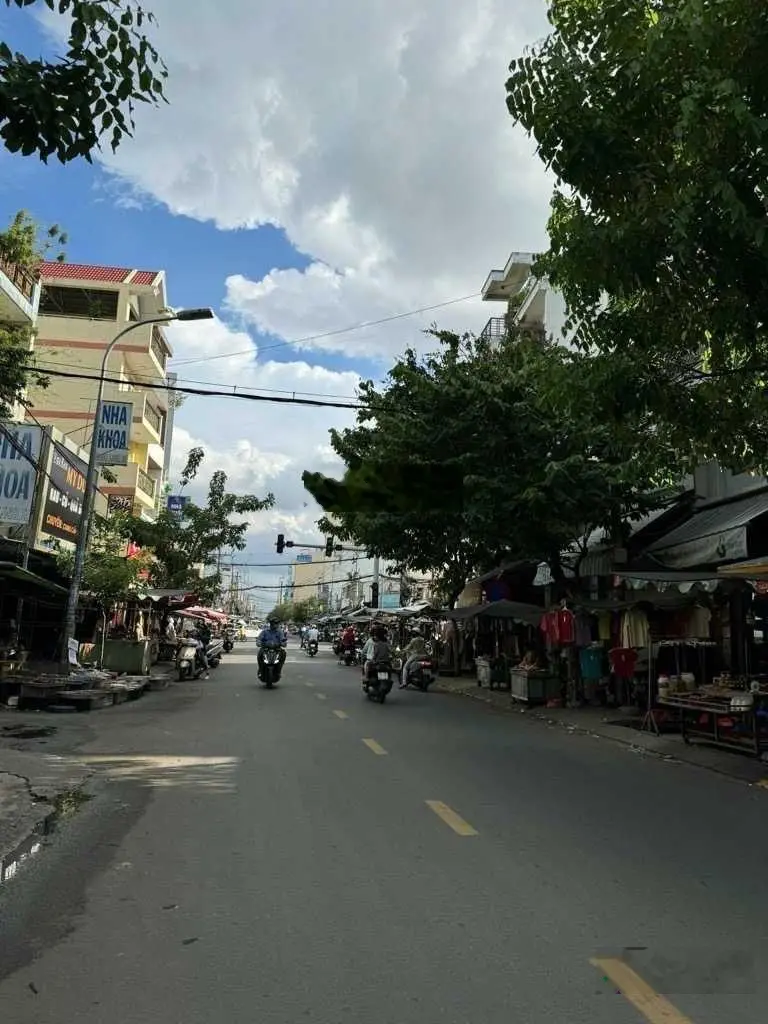 2 mặt tiền trước, sau Phạm Văn Bạch, diện tích khủng 153m2, C4 tiện xây mới