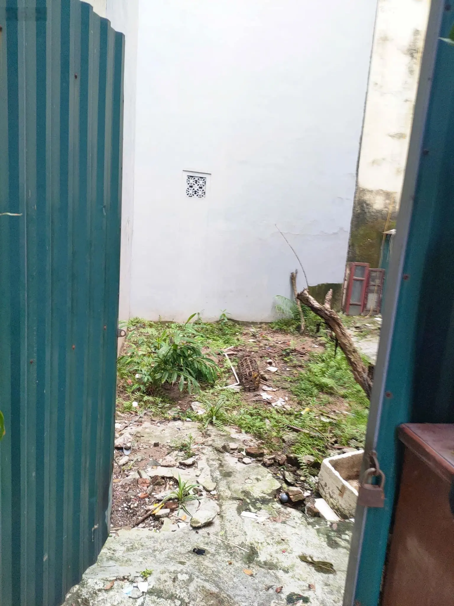 Cần bán 75m2 đất tại An Dương Vương Tây Hồ, mặt tiền 5m, 3 bước ra ôtô tránh chỉ 5.3 tỷ, 0969 065 ***