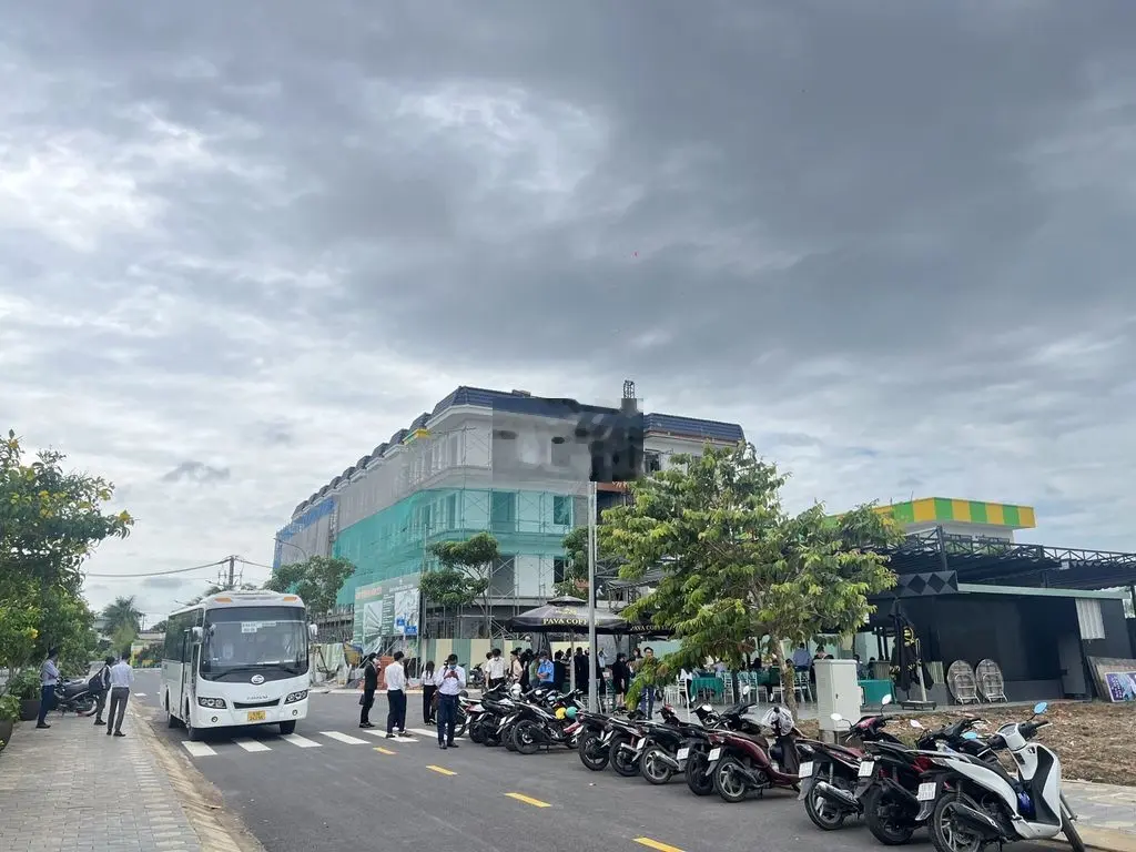 MUA MỘT LÔ ĐẤT TẶNG 1 CĂN HỘ
