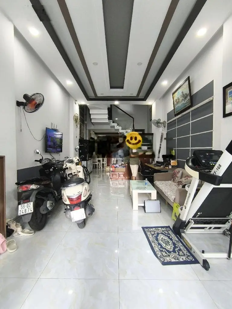 Nhà Tôn Thất Thuyết Q4 - 5 tầng - 60m2, 4x18 - sát mt đường - chỉ 6 tỷ nhỉnh