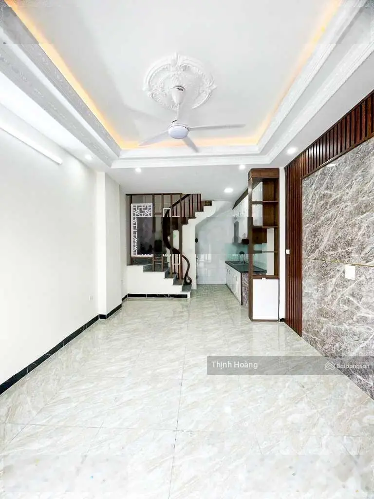 [NHÀ MỚI ĐÓN TẾT] Bán nhà Thạch bàn 30m2 5 tầng mt5, oto đậu cổng, vị trí có 1.0.2