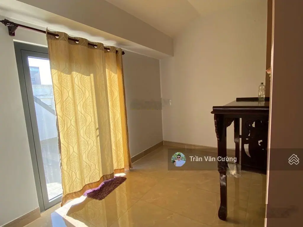 Hàng rất hiếm gấp bán nhà đẹp Lê Văn Việt, trung tâm Q9, ngay Vincom Quận 9, 15tỷ