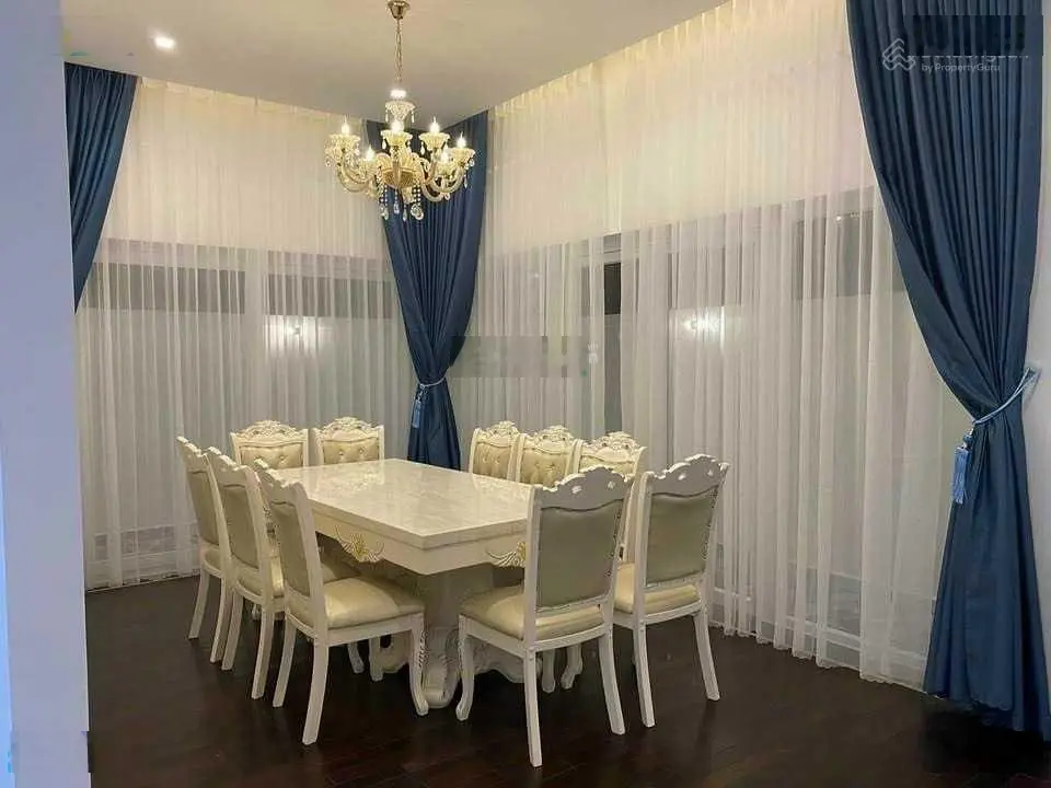 Villa hiện đại Smarthome Nam Hồ 200m2 ngang 12,8m 3 tầng đầy đủ nội thất đã hoàn công giá chỉ 11 tỷ