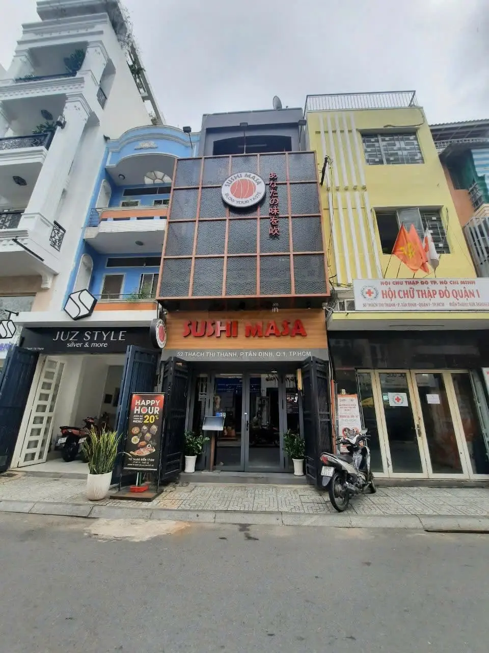 Hàng ngon! Bán nhà 52 Thạch Thị Thanh Quận 1, 4 x 17m 4 tầng HĐT 50tr/tháng giá 26,6 tỷ