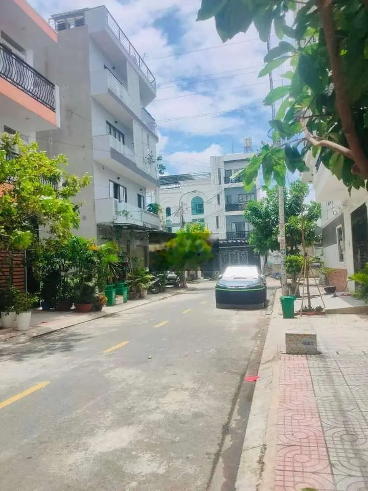 Bán nhà giá 3,98 tỷ, diện tích 50 m2, tại Nguyễn Văn Quá, phường Đông Hưng Thuận, quận 12
