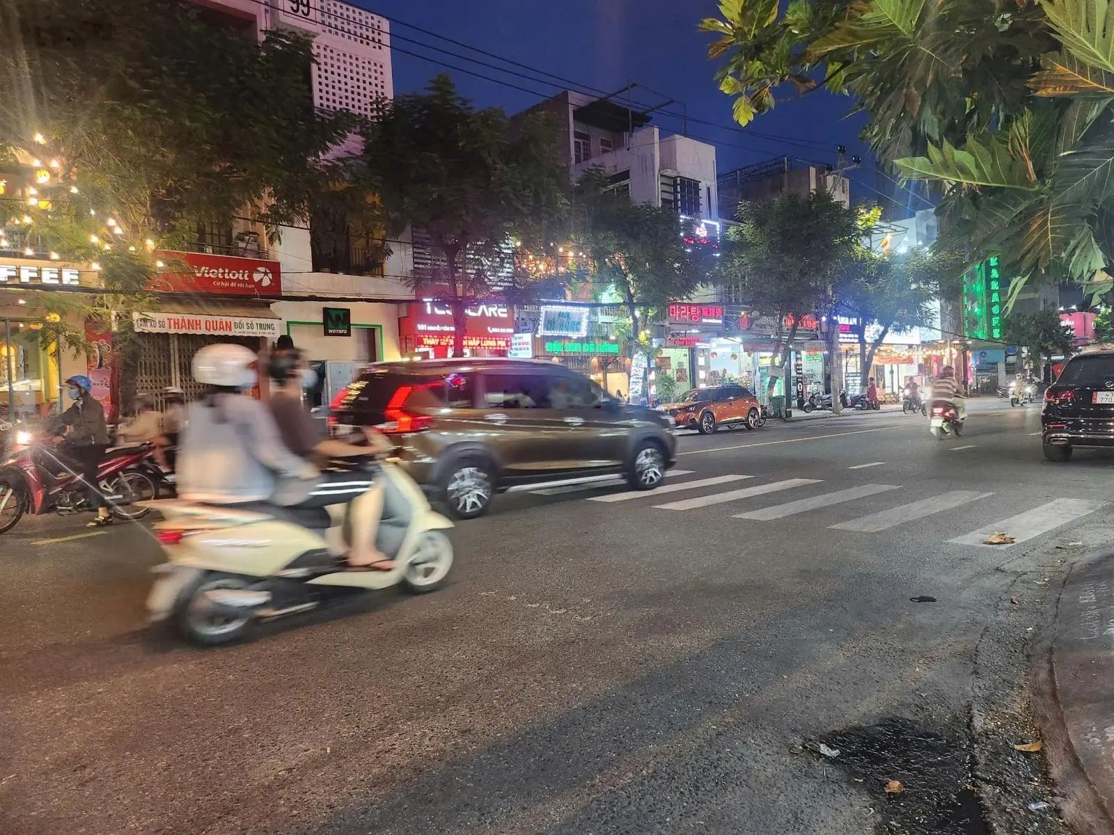 Phố Biển Mỹ Khê - Vị trí đắc giá - An Hải Đông 1 - 2 mặt tiền xây căn hộ quá ngon - 170m2 - MT 11m