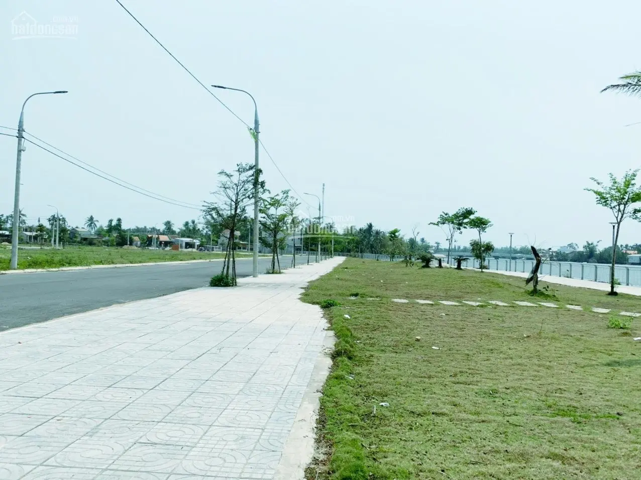Đất nền view sông Phước Giang thành phố Quảng Ngãi giá từ 5 triệu/m2 sổ đỏ trao tay LH 0909 040 ***
