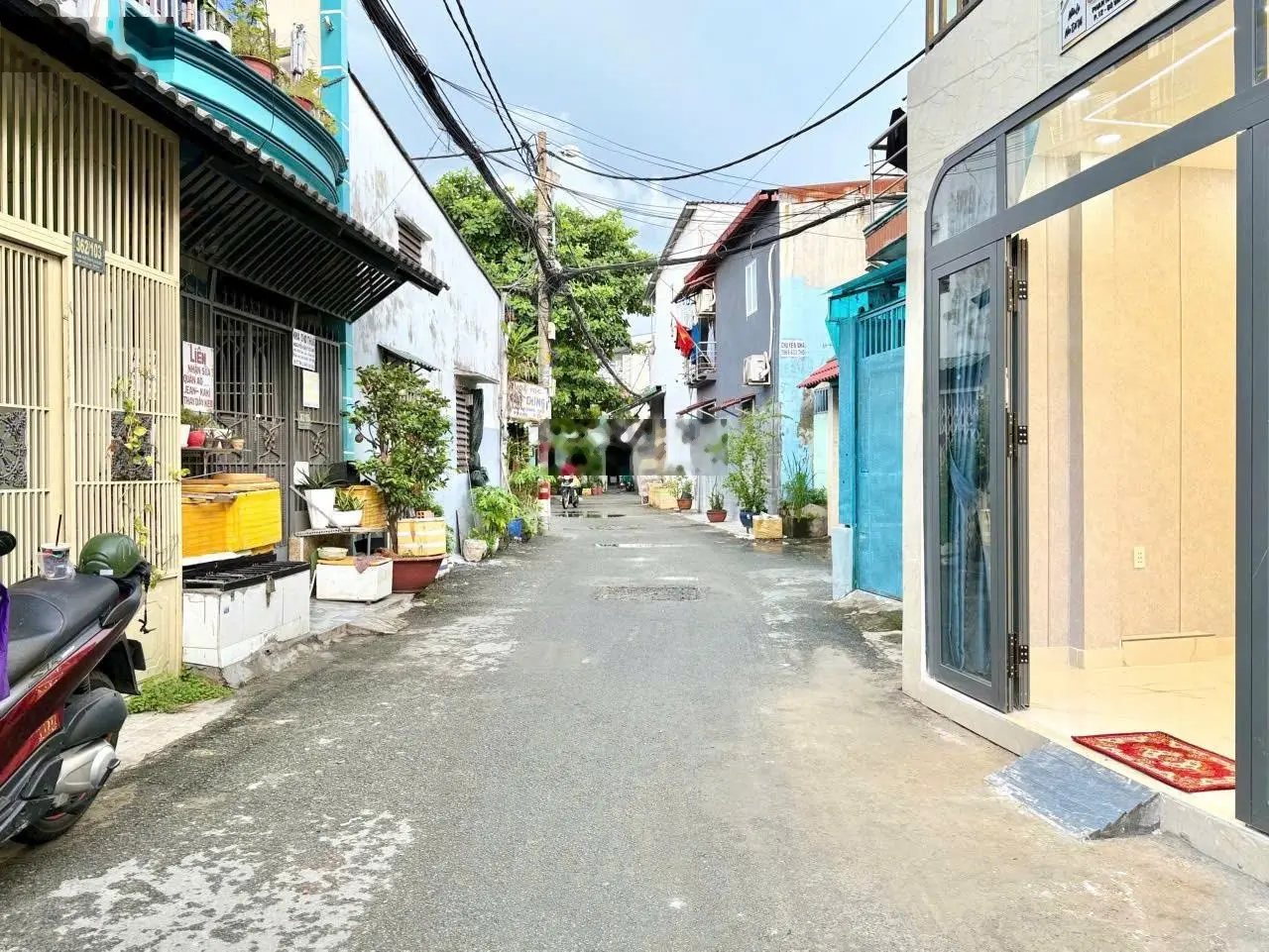 Nhà đẹp hẻm 1/, dưới 3 tỷ, hẻm trước nhà 6m, nhà trống, full nội thất mới đẹp. Liên hệ: 0906 435 ***