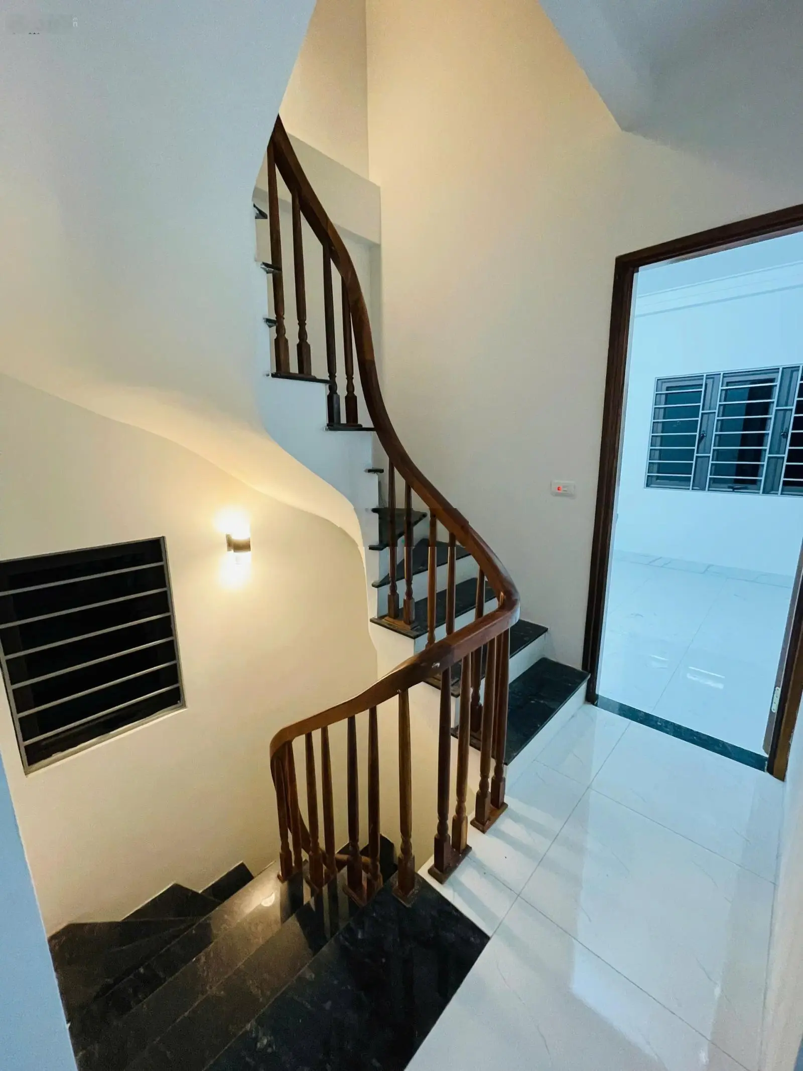 Nhà Lai Xá Vào Ở Được Ngay, Xây Mới 5 Tầng, 6 Ngủ, Lô Góc 2 Mặt Thoáng, Phù Hợp Làm Chung Cư Mini