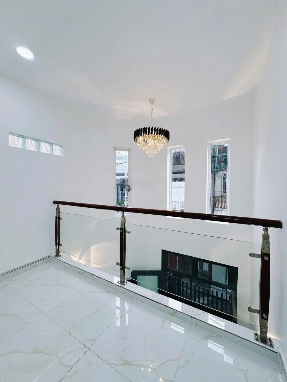 Bán nhà Bến Vân Đồn, Quận 4, 3 tầng - Giá 4,150 tỷ