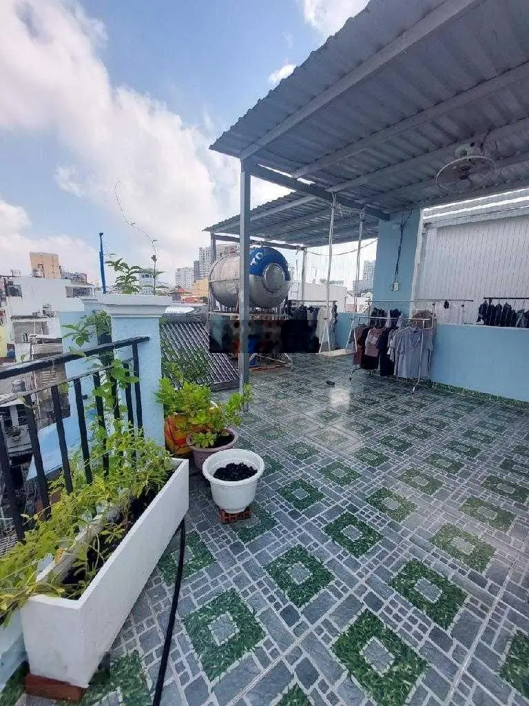 Nhà mới Nguyễn Trọng Tuyển, ngang lớn 7m, 4 tầng, vào ở ngay, CHỈ 6,5 TỶ