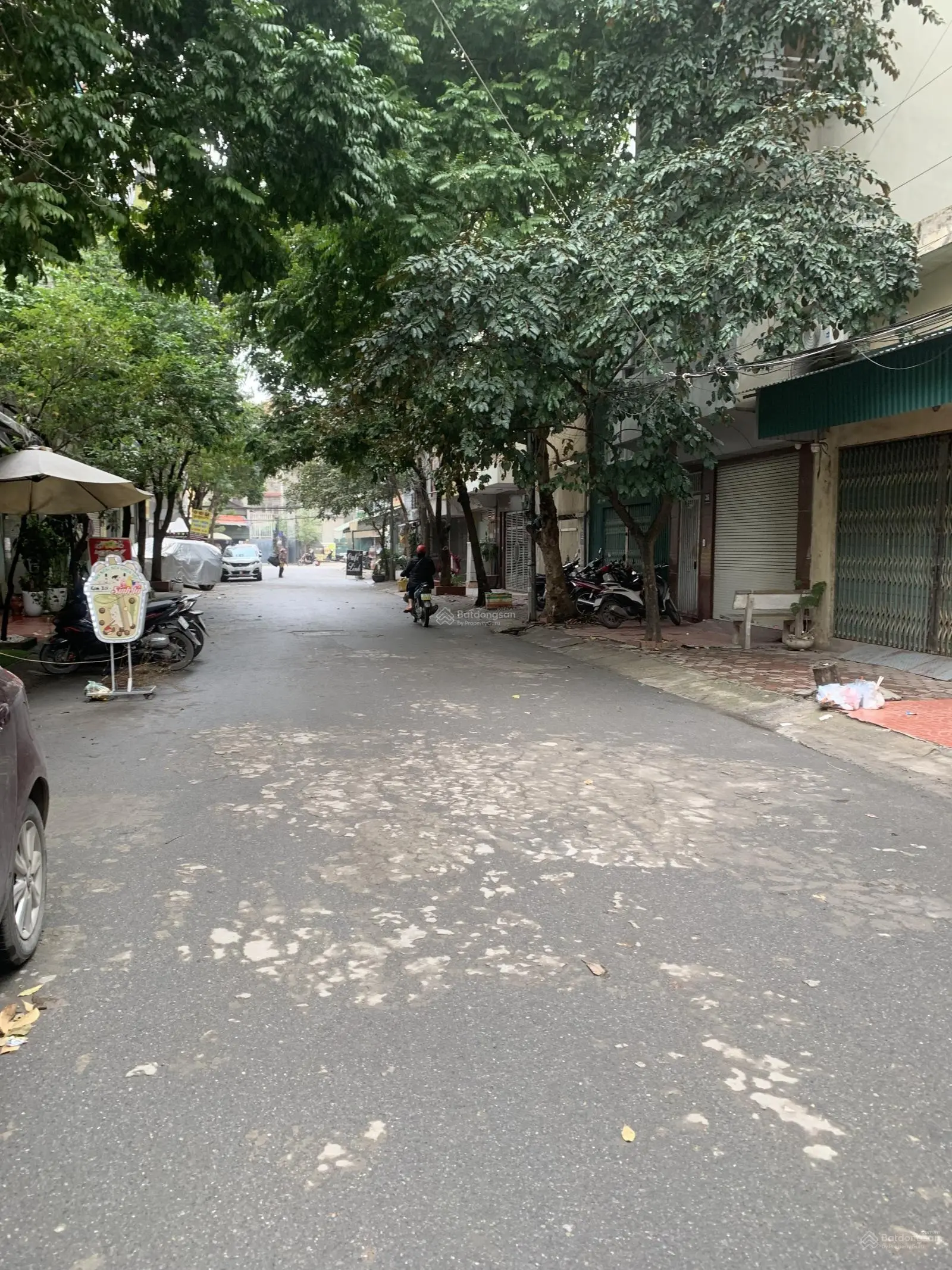 Bán nhà liền kề KĐT Ngô Thì Nhậm, Hà Đông sát chợ Bông Đỏ, vỉa hè rộng kinh doanh đẹp, 50m2 MT 4.7m