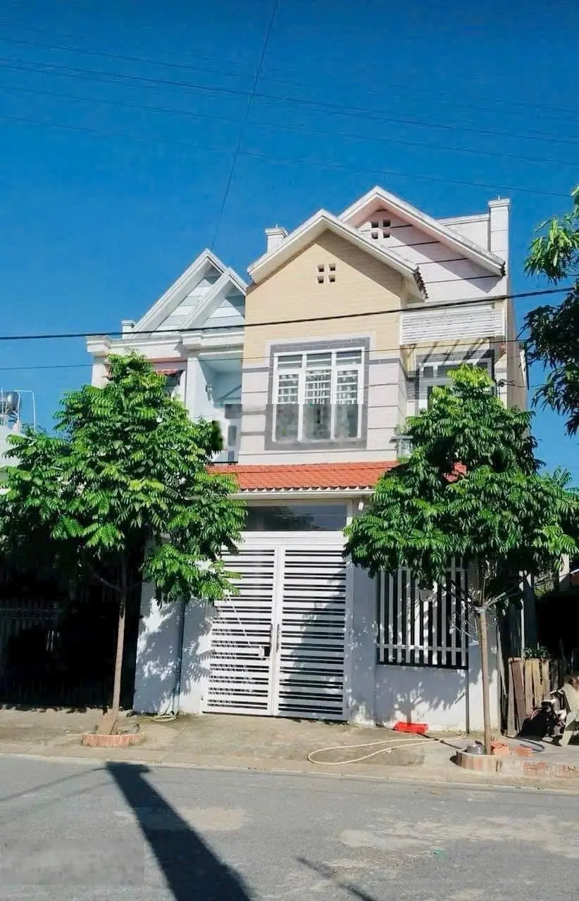 Nhà Tân Bình, Tp Dĩ An Ngay Dốc Chữ Thập