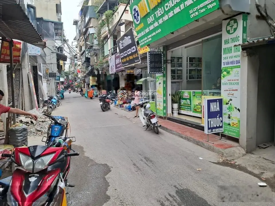 Bán nhà 4 tầng mặt phố Vũ Hữu và Lương Thế Vinh diện tích 108m2, mặt tiền 8m, Quận Thanh Xuân