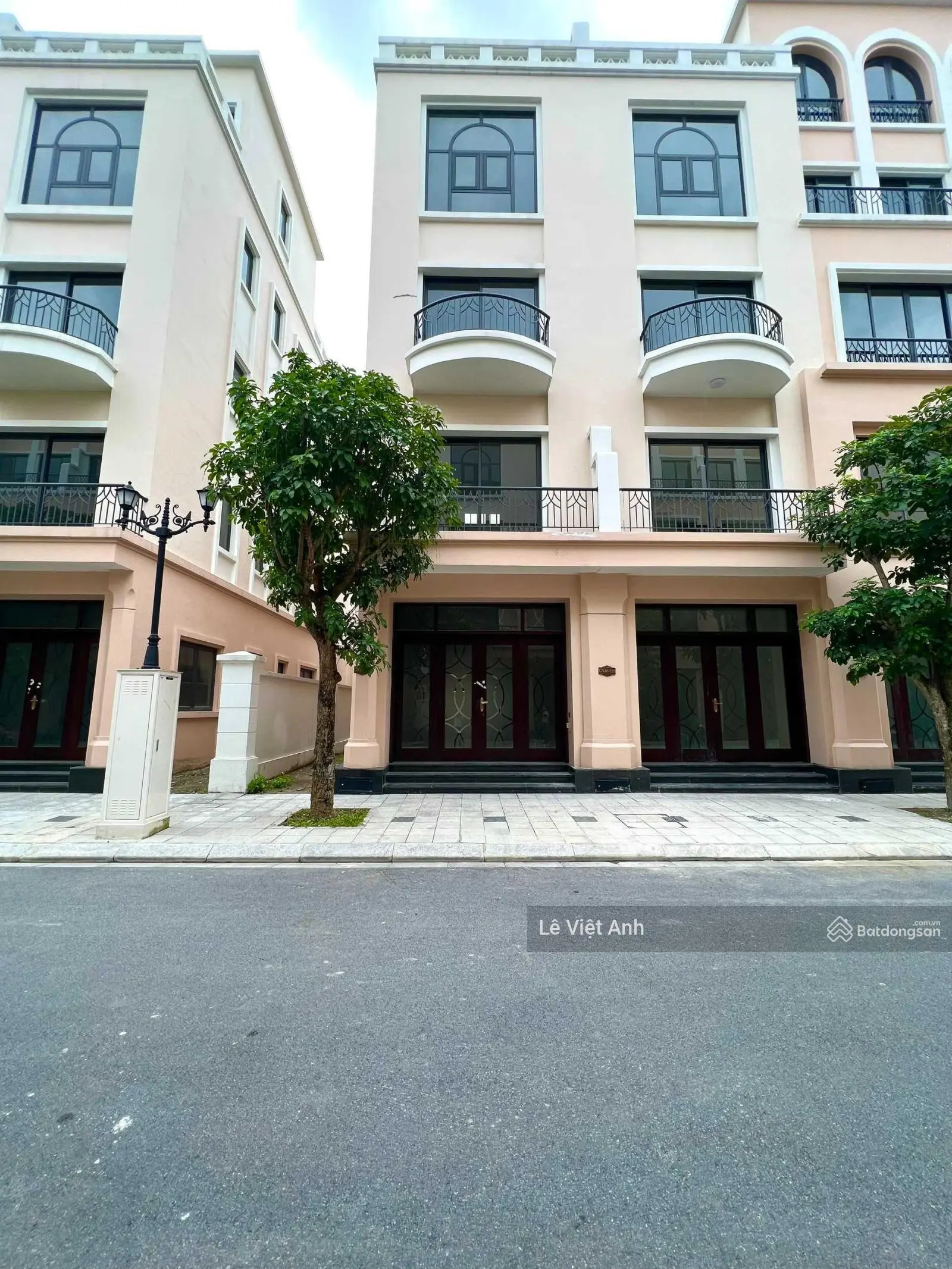 Cơ hội hiếm có: Bán căn liền kề xẻ khe siêu hot, phân khu Cọ Xanh 16, Vinhomes Ocean Park 2