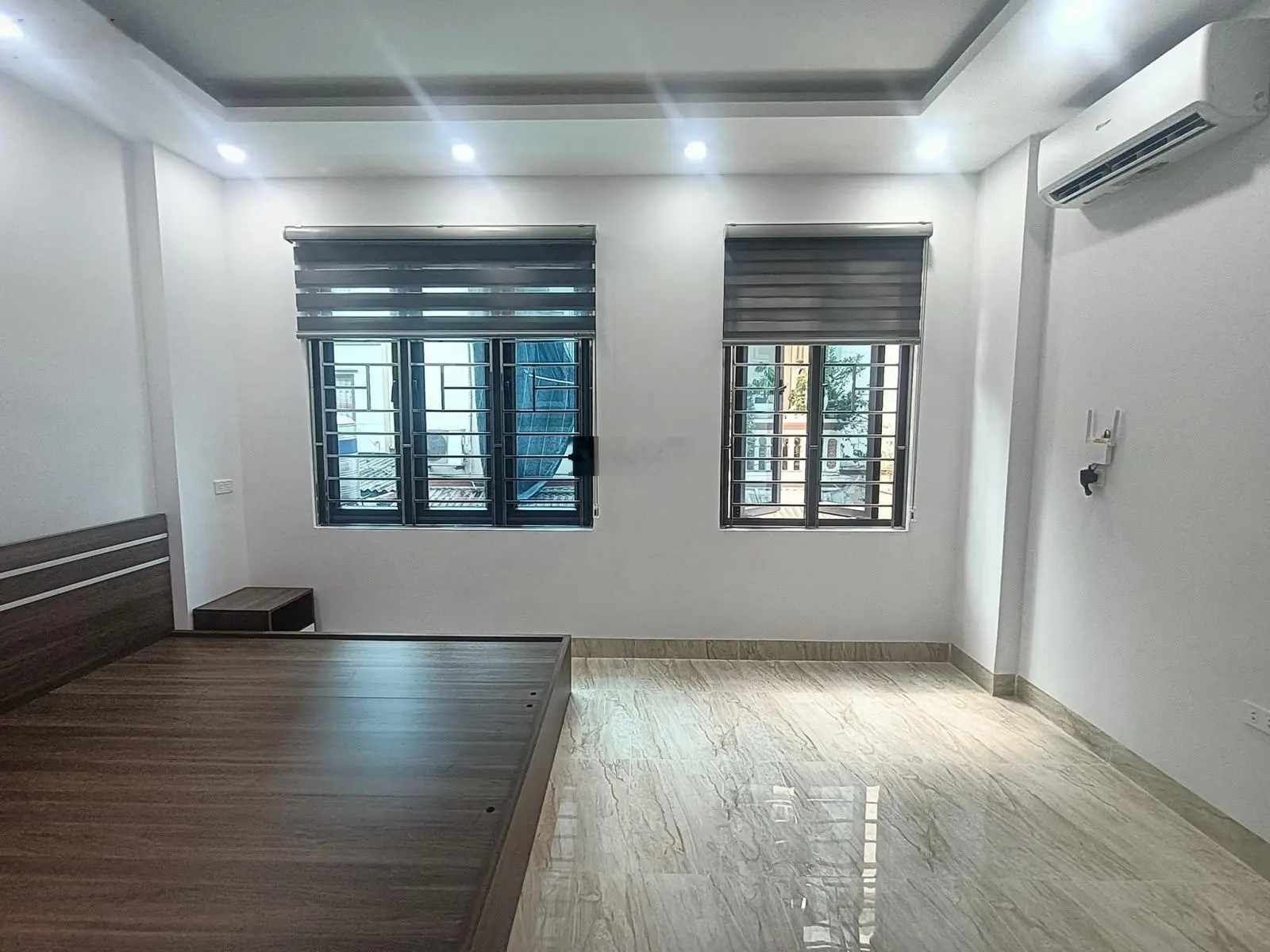 NHÀ NGÕ PHÂN LÔ Ô TÔ TRÁNH MAI DỊCH 70M2 X 8 TẦNG THANG MÁY DÒNG TIỀN TỐT 12 PKK GIÁ 23 TỶ.