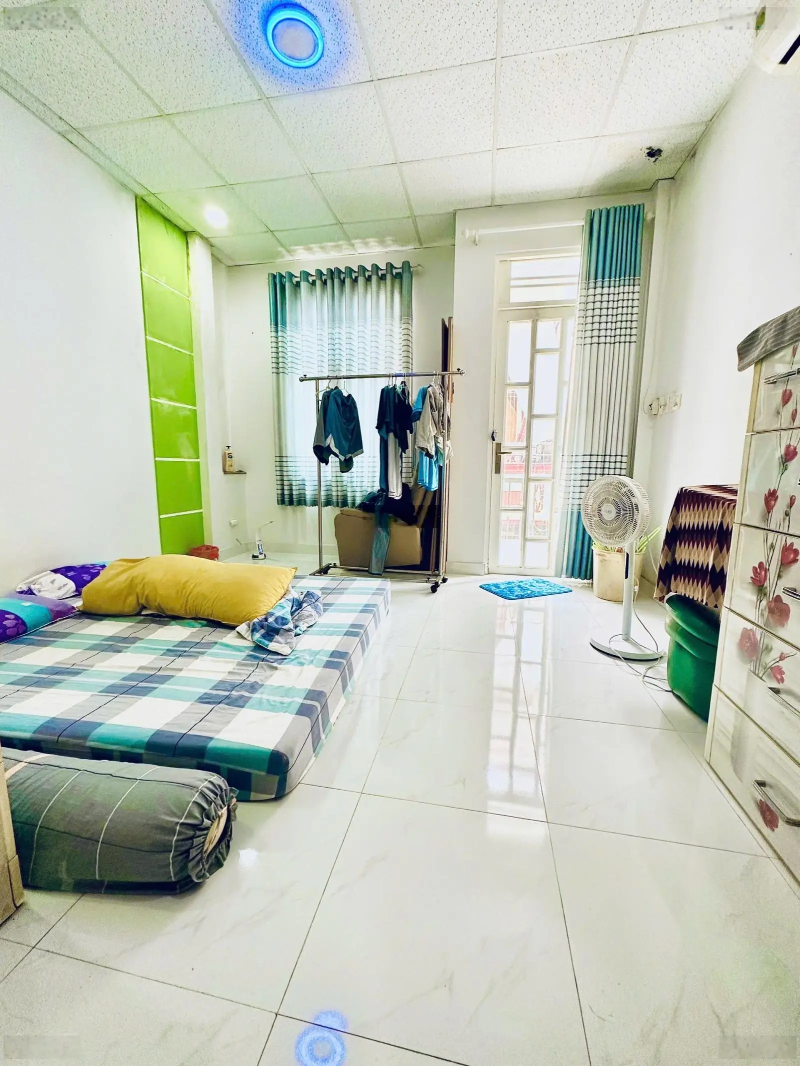 Nhà hẻm xe hơi đậu trước nhà bông sao p5 - 4 tỷ 880 vị trí siêu đẹp