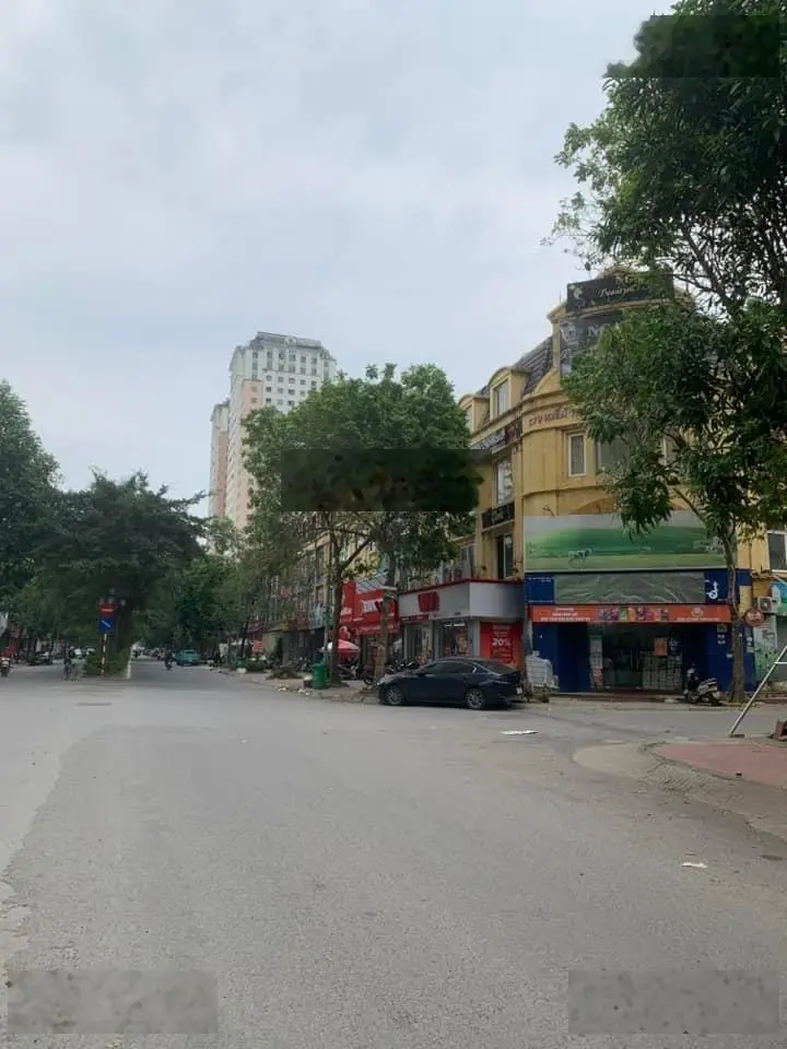 LIỀN KỀ - XA LA-HÀ ĐÔNG-Phân lô vỉa hè ô tô tránh-hơn 16 tỷ-Nhà 5 tầng-diện tích 77m2 - mặt tiền 5m