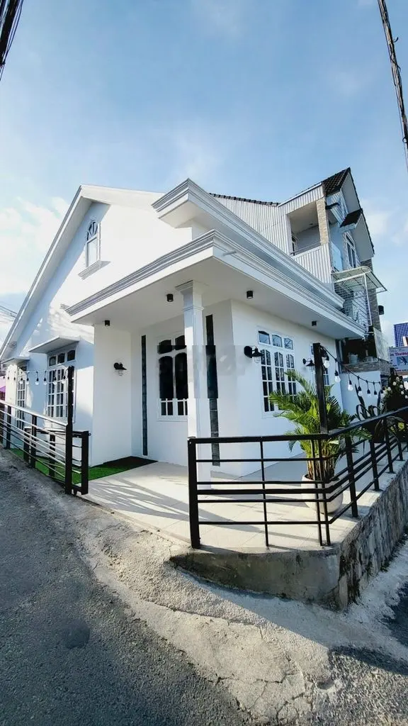 Nhà nhỏ xinh 3 mặt thoáng Lê Hồng Phong 112m2 ngang 8m view thoáng đẹp
