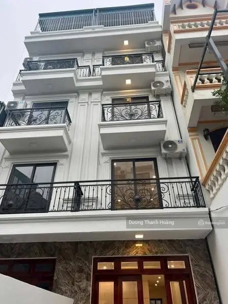 Nhà Thạch Bàn 60m2 x 5 tầng, thang máy ngõ ô tô 7 chỗ vào nhà. Giá hơn 7 tỷ
