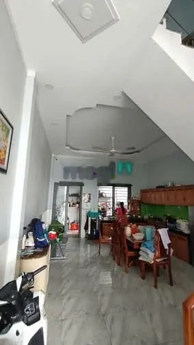 Cần bán căn nhà 1 trệt 2 lầu, Khu đô thị Bàu Xéo, thị trấn Trảng Bom